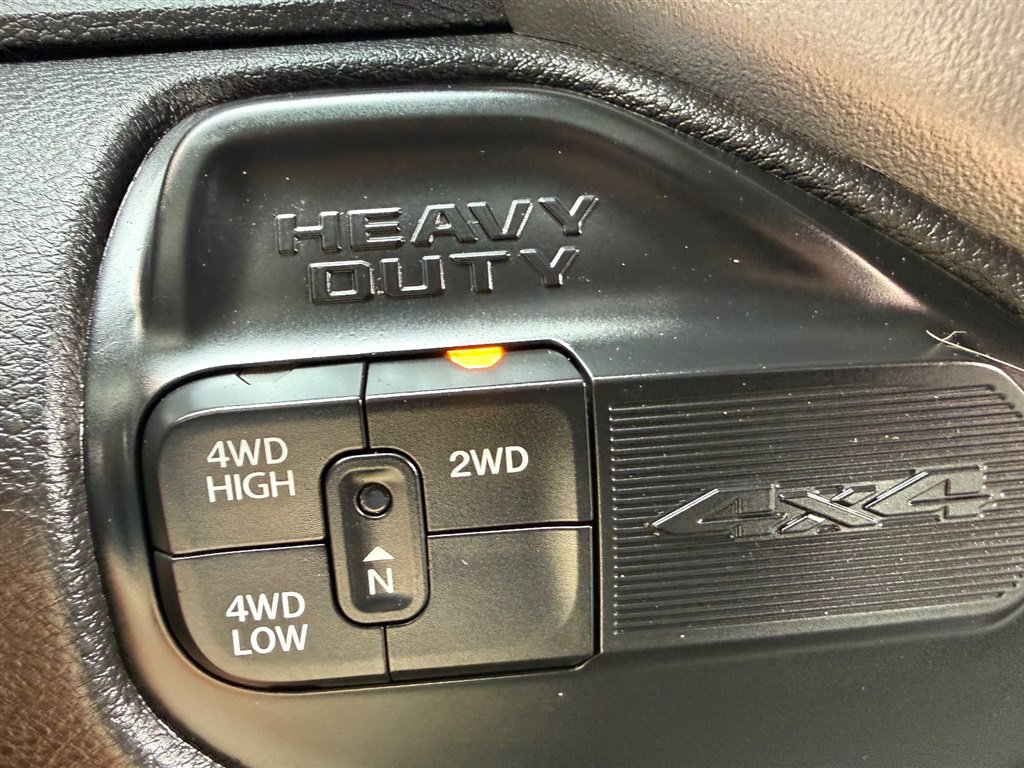 Used 2022 RAM 2500 Big Horn AWD/4WD image 9