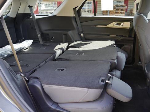 New 2026 Ford Explorer Active image 34