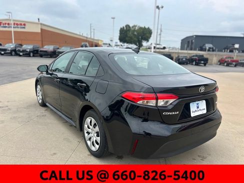 Used 2025 Toyota Corolla LE FWD image 9