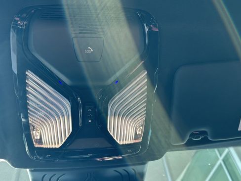 Certified 2025 BMW i4 xDrive40i w/ M Sport Package image 23