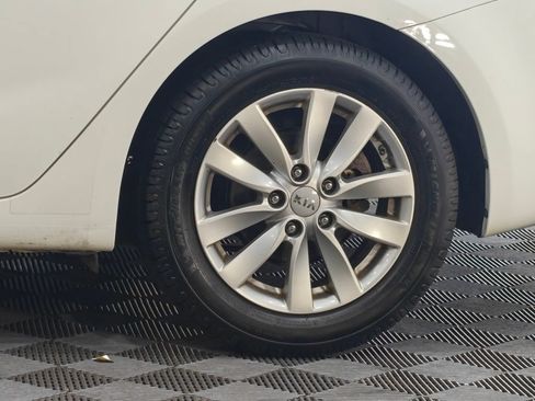 Used 2016 Kia Forte LX FWD image 31