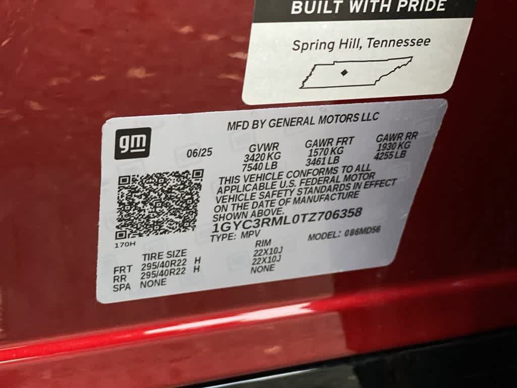 Certified 2026 Cadillac Vistiq Luxury w/ LPO, Floor Liner Package AWD/4WD image 30