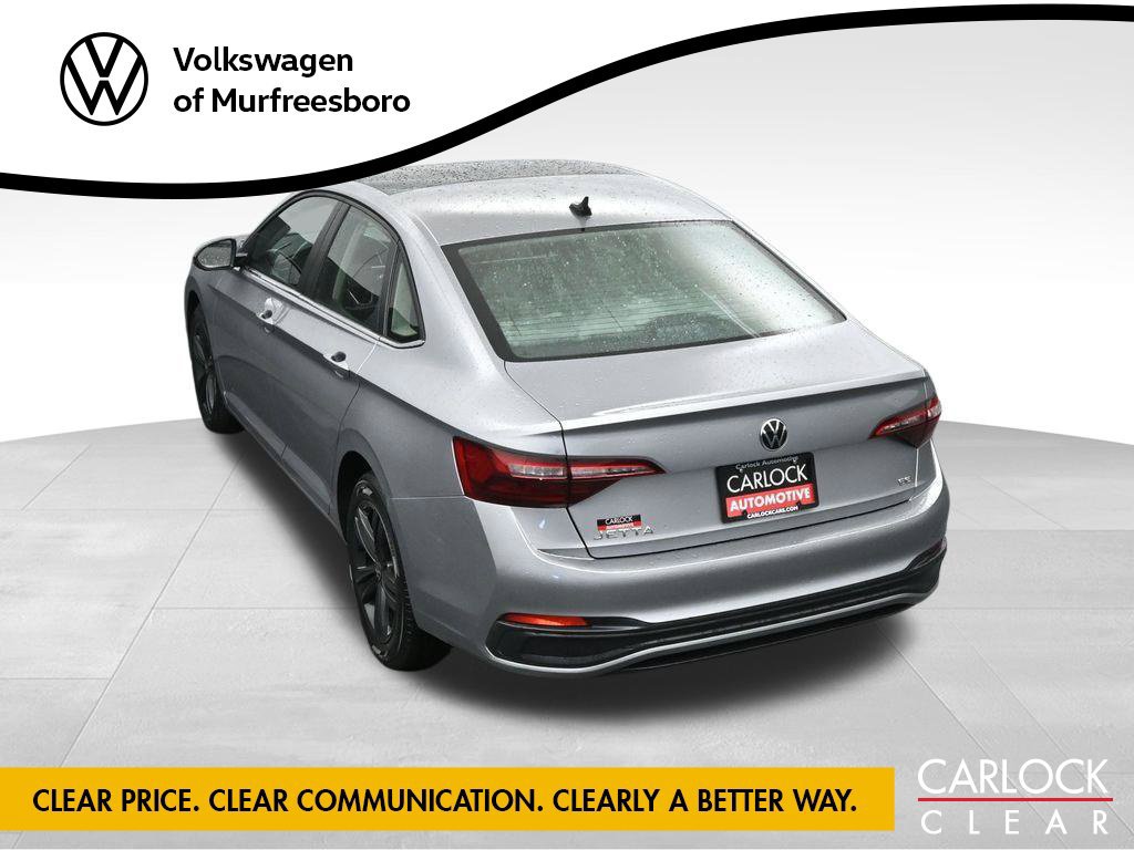 Used 2024 Volkswagen Jetta SE w/ Panoramic Sunroof Package FWD image 39