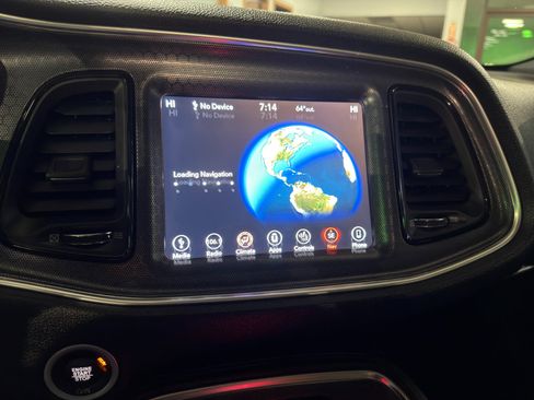 Used 2018 Dodge Challenger GT image 37