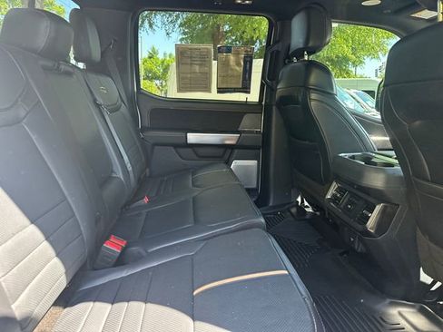 Used 2023 Ford F250 Platinum w/ FX4 Off-Road Package AWD/4WD image 18