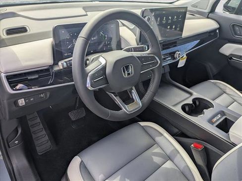 New 2026 Honda Prologue Touring image 3