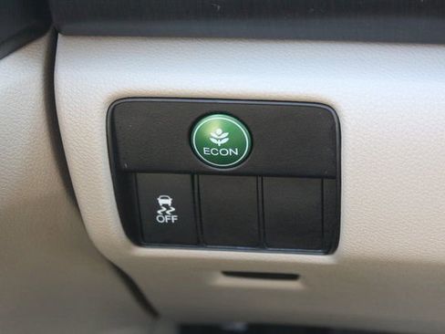 Used 2013 Honda Accord EX image 19