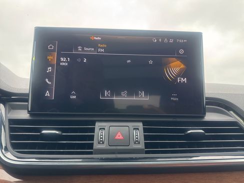 Used 2021 Audi Q5 2.0T Premium Plus w/ Premium Plus Package AWD/4WD image 42