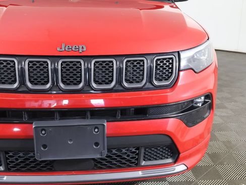 Used 2024 Jeep Compass Limited w/ High Altitude Package AWD/4WD image 17