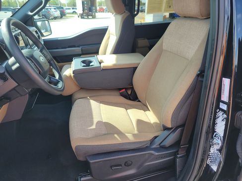 Used 2023 Ford F150 XLT image 10