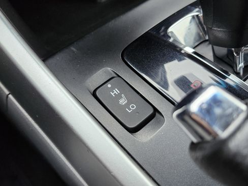 Used 2013 Honda Accord EX-L image 9