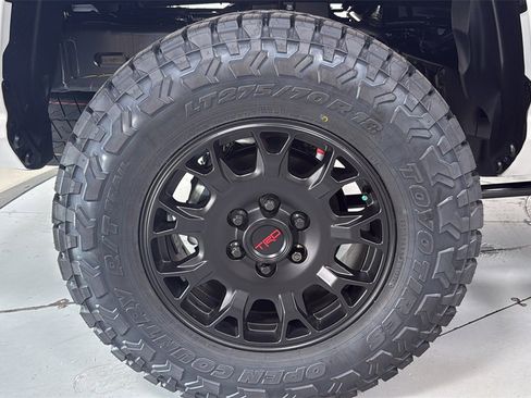 New 2025 Toyota Tacoma SR5 image 21