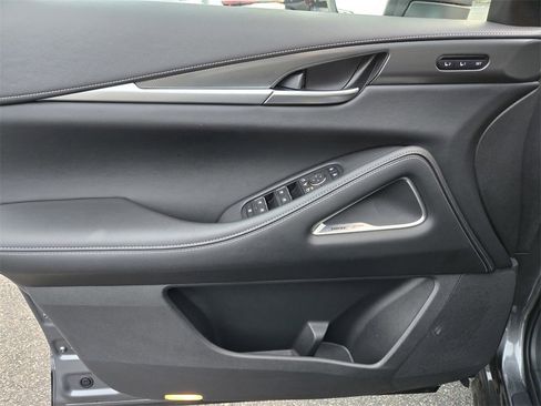 Used 2025 INFINITI QX60 Luxe image 16