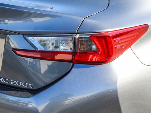 Used 2017 Lexus RC 200t image 7