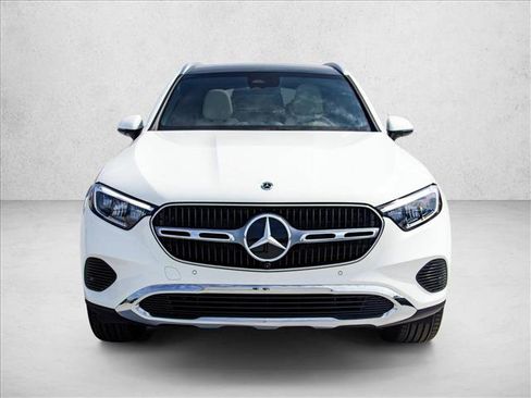 New 2026 Mercedes-Benz GLC 300 4MATIC image 2