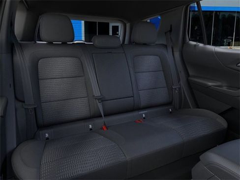 New 2026 Chevrolet Equinox LT image 17