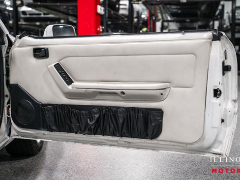 Used 1993 Ford Mustang LX RWD image 26