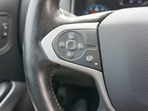 Used 2022 Chevrolet Colorado LT w/ Luxury Package RWD image 8