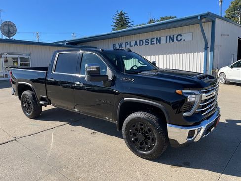 New 2026 Chevrolet Silverado 3500 LTZ w/ LTZ Plus Package image 24