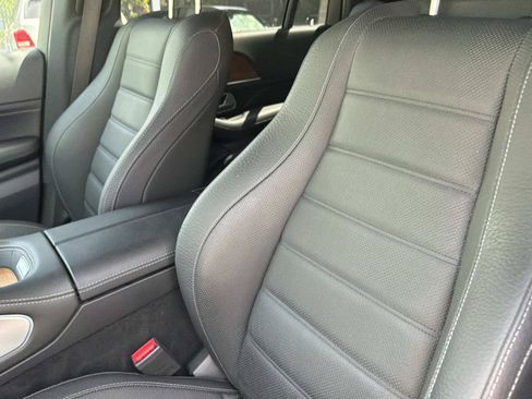 Certified 2023 Mercedes-Benz GLS 450 4MATIC image 19