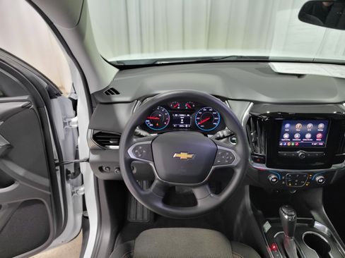 Certified 2020 Chevrolet Traverse LS w/ LPO, Blackout Package image 14