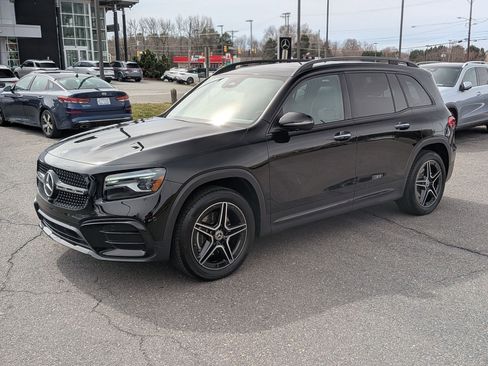 Certified 2025 Mercedes-Benz GLB 250 4MATIC image 7