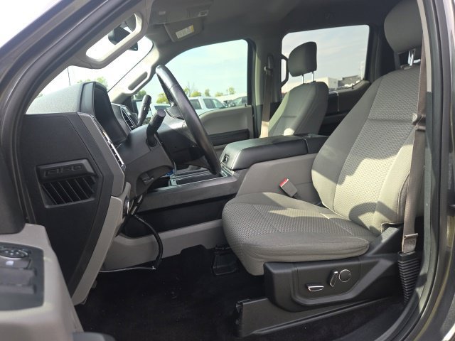 Used 2017 Ford F150 XLT w/ Equipment Group 302A Luxury AWD/4WD image 20