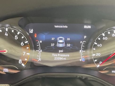 Used 2024 Jeep Compass Sport image 14