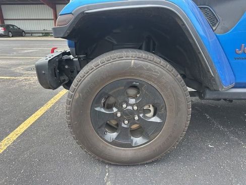 Used 2024 Jeep Wrangler Unlimited Rubicon AWD/4WD image 20