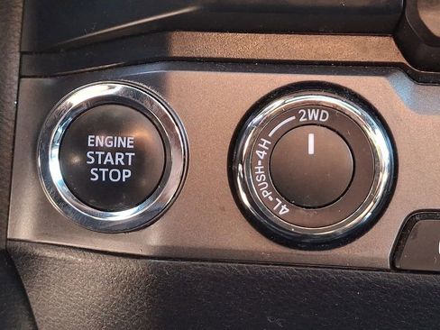 Used 2021 Toyota Tacoma TRD Pro AWD/4WD image 25