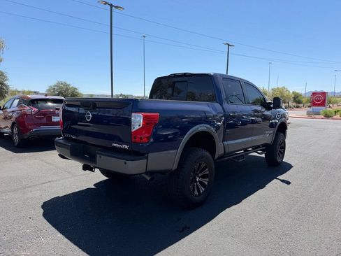 Used 2017 Nissan Titan PRO-4X w/ Pro-4x Convenience Package AWD/4WD image 5