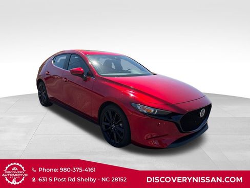 Used 2022 MAZDA MAZDA3 s FWD image 4
