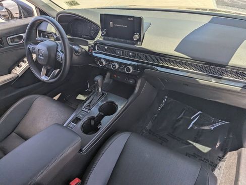 Used 2024 Honda Civic EX-L image 10
