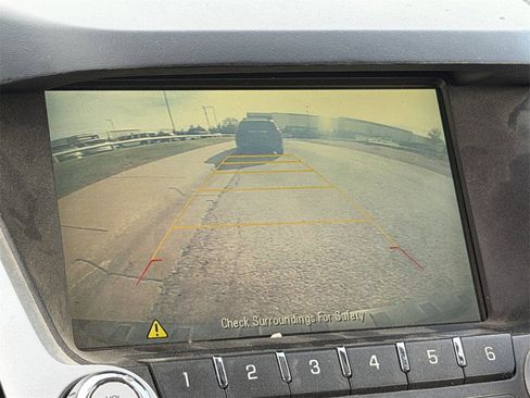 Used 2015 GMC Terrain SLE image 19