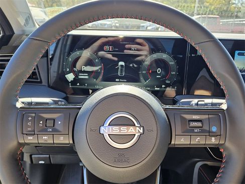 New 2026 Nissan Kicks SR image 26