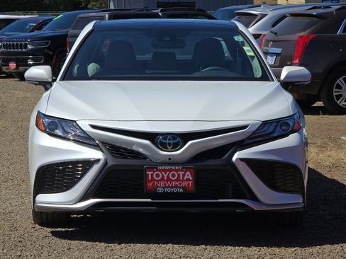 Used 2024 Toyota Camry XSE w/ Navigation Package FWD image 6