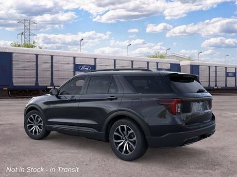New 2026 Ford Explorer ST-Line AWD/4WD image 5