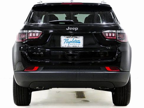 New 2026 Jeep Compass Limited w/ Sun, Sound & Navigation Group image 8