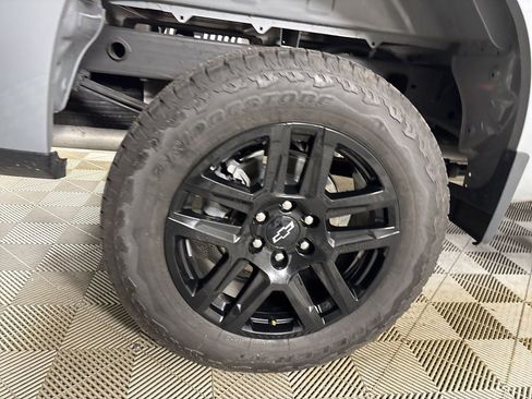 Used 2024 Chevrolet Silverado 1500 Custom Trail Boss image 31