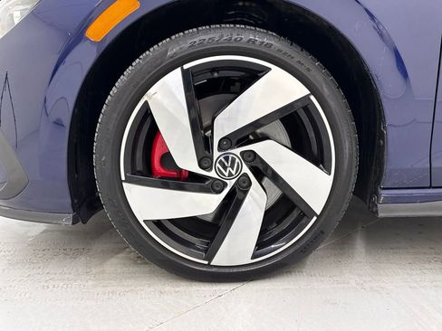 Used 2022 Volkswagen GTI SE image 9