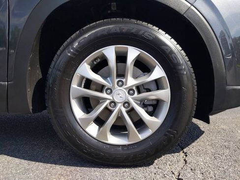 Used 2020 Hyundai Santa Fe SE AWD/4WD image 11