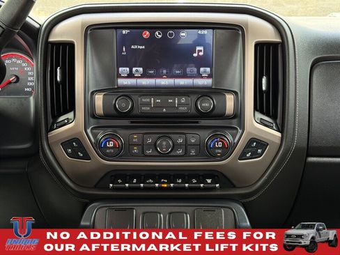 Used 2016 GMC Sierra 2500 Denali w/ Duramax Plus Package AWD/4WD image 31