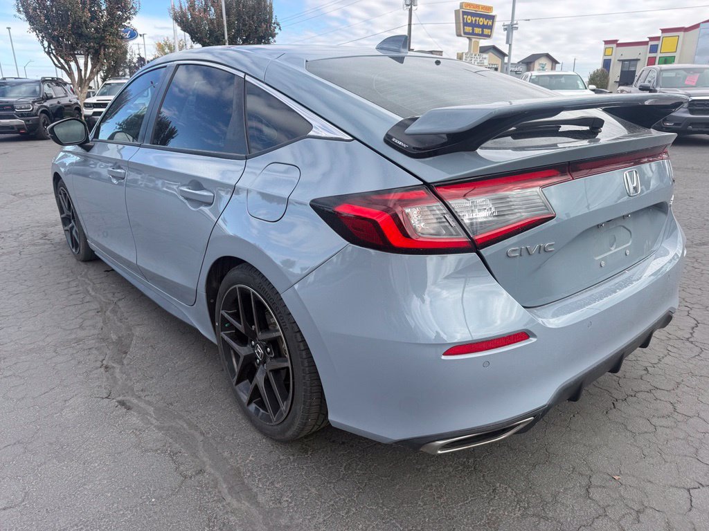 Used 2023 Honda Civic Sport Touring image 4