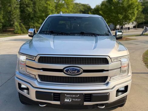 Used 2018 Ford F150 Platinum w/ Equipment Group 701A Luxury AWD/4WD image 2