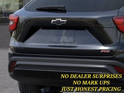 New 2026 Chevrolet Trax RS FWD image 14