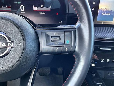 Used 2025 Nissan Kicks SR w/ SR Premium Package image 14