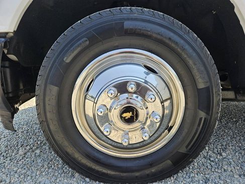 Used 2017 Ford F350 XL RWD image 46