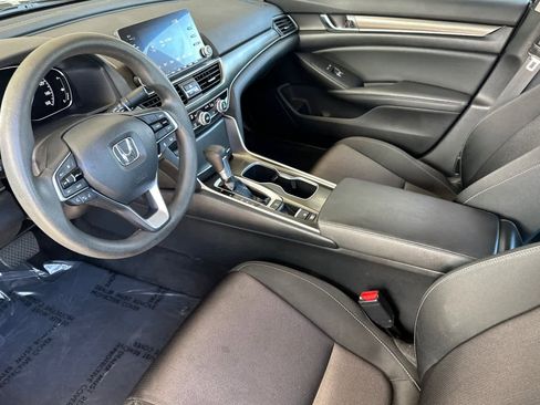 Used 2019 Honda Accord LX image 11
