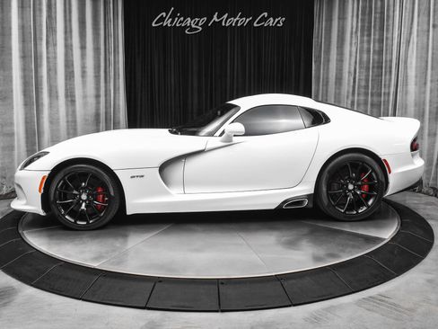Used 2013 SRT Viper GTS w/ GTS Laguna Interior Pkg image 1