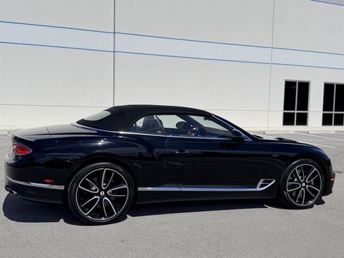 Used 2024 Bentley Continental GT V8 AWD/4WD image 16